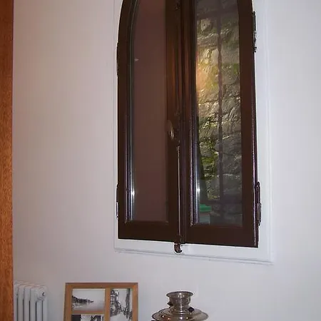 Couette-café Torre Lara Belgirate